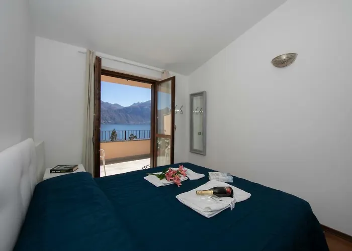 Bellavista Del 아파트 *